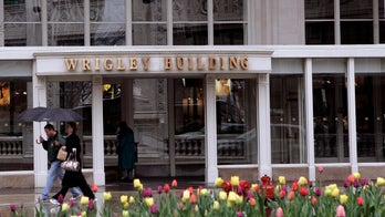 Chicago's landmark Wrigley building expected to sell for $255 million