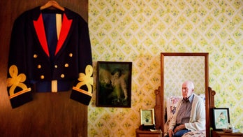 Effort to recognize World War II spies hung up in Congress