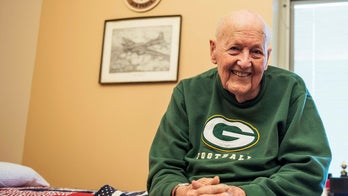 WWII veteran who was POW awarded Purple Heart at age 94