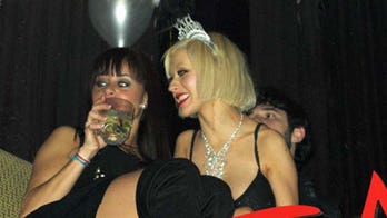 Gossip Round-Up: Why Did Christina Aguilera's Marriage Fall Apart?