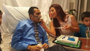 Texas hospital throws wedding for couple 36 hours before groom dies