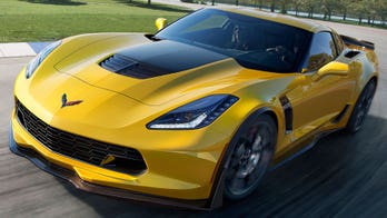 2015 Chevrolet Corvette Z06 is gone (to 60 mph) in under 3 seconds
