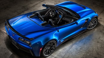 2015 Chevrolet Corvette Z06 goes topless