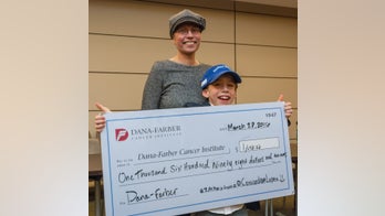 9-year-old raises money for mom battling colon cancer