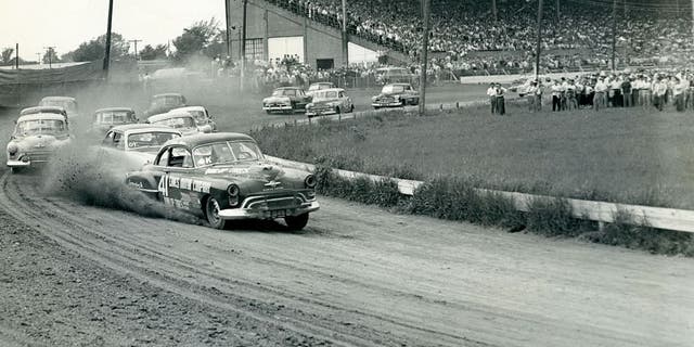 CANFIELD, OH ? May 30, 1950: Curtis Turner (No. 41) leads the way during a NASCAR Cup race at Canfield Speedway. Turner led the first 120 laps of the event before the engine in his Oldsmobile went sour, handing the lead over to eventual winner Bill Rexford. (Photo by ISC Images & Archives via Getty Images)