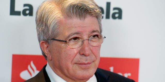MADRID, SPAIN - DECEMBER 14: Enrique Cerezo attends 'As Del Deporte' awards 2015 photocall at Palace Hotel on December 14, 2015 in Madrid, Spain. (Photo by Juan Naharro Gimenez/WireImage)