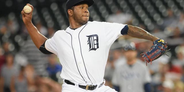 DETROIT, MI - SEPTEMBER 08: Neftali Feliz #39 of the Detroit Tigers pitches during the game against the Tampa Bay Rays at Comerica Park on September 8, 2015 in Detroit, Michigan. The Tigers defeated the Rays 8-7. (Photo by Mark Cunningham/MLB Photos via Getty Images)