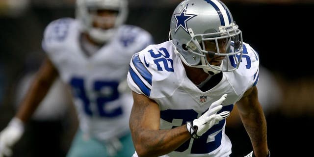 Nov 10, 2013; New Orleans, LA, USA; Dallas Cowboys cornerback Orlando Scandrick (32) against the New Orleans Saints during the second half of a game at Mercedes-Benz Superdome. The Saints defeated the Cowboys 49-17. Mandatory Credit: Derick E. Hingle-USA TODAY Sports