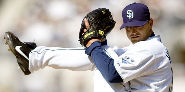 SAN DIEGO - APRIL 26: Pitcher Trevor Hoffman #51 of the San Diego Padres pitches against the Arizona Diamondbacks at Petco Park on April 26, 2008 in San Diego, California. The Padres won 8-7. (Photo by Andy Hayt/Getty Images)