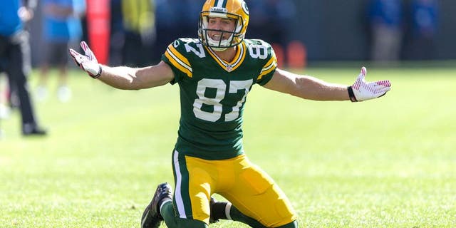GREEN BAY, WI - OCTOBER 6: Jordy Nelson #87 of the Green Bay Packers reacts to being interfered with against the Detroit Lions defense at Lambeau Field on October 6, 2013 in Green Bay, Wisconsin. (Photo Tom Lynn /Getty Images)