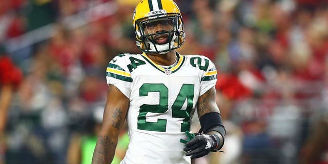 Dec 27, 2015; Glendale, AZ, USA; Green Bay Packers cornerback Quinten Rollins (24) against the Arizona Cardinals at University of Phoenix Stadium. The Cardinals defeated the Packers 38-8. Mandatory Credit: Mark J. Rebilas-USA TODAY Sports