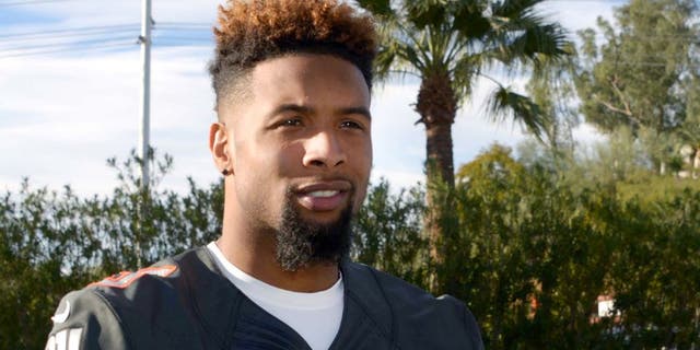 Jan 23, 2015; Phoenix, AZ, USA; New York Giants receiver Odell Beckham (13) and Pittsburgh Steelers receiver Antonio Brown (84) pose during team photos for the 2015 Pro Bowl at The Arizona Biltmore. Mandatory Credit: Kirby Lee-USA TODAY Sports