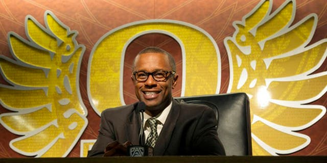 Oregon coach Willie Taggart discusses his first recruiting class for the Ducks during a an NCAA college football news conference on national signing day at the Hatfield-Dowling Complex, Wednesday, Feb. 1, 2017, in Eugene, Ore.. Taggart replaced Mark Helrich who was fired after the 2016 season. (Andy Nelson/The Register-Guard via AP)