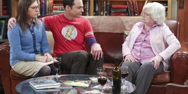 Sheldon (Jim Parsons) and Amy (Mayim Bialik) tussle with Meemaw (June Squibb).
