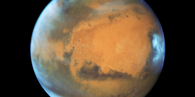 Mars in opposition 2016.