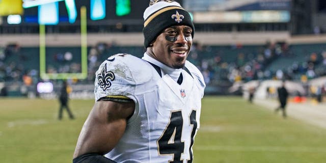 Jan 4, 2014; Philadelphia, PA, USA; New Orleans Saints safety Roman Harper (41) leaves the field after defeating the Philadelphia Eagles during the 2013 NFC wild card playoff football game at Lincoln Financial Field. The Saints defeated the Eagles 26-24. Mandatory Credit: Howard Smith-USA TODAY Sports