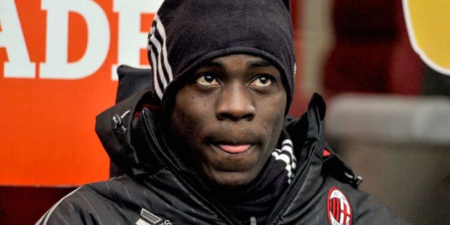 STADIO GIUSEPPE MEAZZA (SAN SIRO), MILAN, ITALY - 2016/02/14: Matio Balotelli during the Serie A football match between AC Milan and Genoa CFC. AC Milan wins 2-1 over Genoa CFC. Carlos Bacca, Keiusuke Honda and Alessio Cerci are the scorers. (Photo by Nicolâ⤠Campo/Pacific Press/LightRocket via Getty Images)