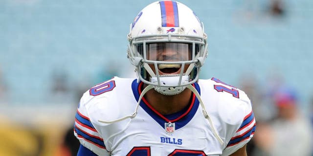 Dec 15, 2013; Jacksonville, FL, USA; Buffalo Bills wide receiver Robert Woods (10) before the game against the Jacksonville Jaguars at EverBank Field. Mandatory Credit: Melina Vastola-USA TODAY Sports