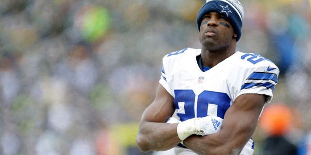GREEN BAY, WI - JANUARY 11: DeMarco Murray #29 of the Dallas Cowboys stands on the sideline during the game against the Green Bay Packers during the 2015 NFC Divisional Playoff game at Lambeau Field on January 11, 2015 in Green Bay, Wisconsin. (Photo by Mike McGinnis/Getty Images)