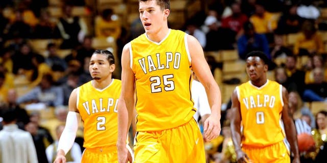Nov 16, 2014; Columbia, MO, USA; Valparaiso Crusaders guard Tevonn Walker (2) and Valparaiso Crusaders forward Alec Peters (25) and Valparaiso Crusaders guard Keith Carter (0) during the second half at Mizzou Arena. The Missouri Tigers defeated the Valparaiso Crusaders 56-41. Mandatory Credit: Dak Dillon-USA TODAY Sports