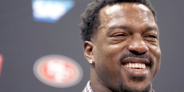 San Francisco 49ers linebacker Patrick Willis speaks at a news conference at the 49ers' NFL football facility in Santa Clara, Tuesday, March 10, 2015. Willis, a seven-time Pro Bowler, will retire after his 2014 season was cut short by a toe injury that required surgery, the 49ers announced, Tuesday. (AP Photo/Jeff Chiu)