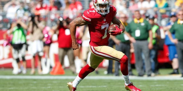 SANTA CLARA, CA - OCTOBER 4: Colin Kaepernick #7 of the San Francisco 49ers scrambles during the game against the Green Bay Packers at Levi Stadium on October 4, 2015 in Santa Clara, California. The Packers defeated the 49ers 17-3. (Photo by Michael Zagaris/San Francisco 49ers/Getty Images) *** Local Caption *** Colin Kaepernick,SANTA CLARA, CA - OCTOBER 4: Colin Kaepernick #7 of the San Francisco 49ers scrambles during the game against the Green Bay Packers at Levi Stadium on October 4, 2015 in Santa Clara, California. The Packers defeated the 49ers 17-3. (Photo by Michael Zagaris/San Francisco 49ers/Getty Images)