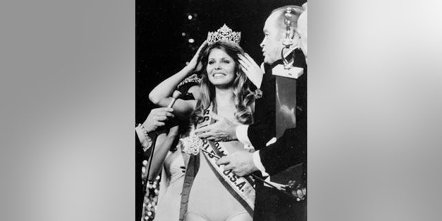 13 Biggest Beauty Pageant Scandals Fox News 