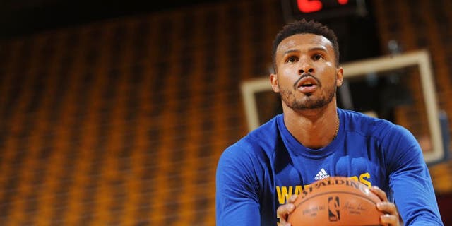 OAKLAND, CA - APRIL 18: Leandro Barbosa #19 of the Golden State Warriors warms up before the game against the Houston Rockets in Game Two of the Western Conference Quarterfinals during the 2016 NBA Playoffs on April 18, 2016 at ORACLE Arena in Oakland, California. NOTE TO USER: User expressly acknowledges and agrees that, by downloading and or using this photograph, user is consenting to the terms and conditions of Getty Images License Agreement. Mandatory Copyright Notice: Copyright 2016 NBAE (Photo by Noah Graham/NBAE via Getty Images)