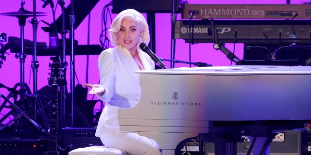 Lady Gaga will perform at the 2018 Grammys.