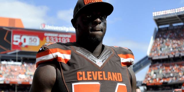 CLEVELAND, OH - SEPTEMBER 27, 2015: Offensive lineman Cameron Erving #74 of the Cleveland Browns walks off the field for halftime during a game against the Oakland Raiders on September 27, 2015 at FirstEnergy Stadium in Cleveland, Ohio. Cleveland won 28-14. (Photo by Nick Cammett/Diamond Images/Getty Images)