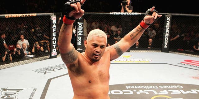 SYDNEY, AUSTRALIA - FEBRUARY 27: Mark Hunt of New Zealand celebrates after knocking out Chris Tuchscherer of the USA during their Heavyweight bout at UFC 127 at Acer Arena on February 27, 2011 in Sydney, Australia. (Photo by Josh Hedges/Zuffa LLC/Getty Images)