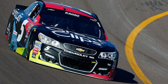 AVONDALE, AZ - MARCH 12: Kasey Kahne, driver of the #5 Great Clips Chevrolet, practices for the NASCAR Sprint Cup Series Good Sam 500 at Phoenix International Raceway on March 12, 2016 in Avondale, Arizona. (Photo by Jonathan Ferrey/NASCAR via Getty Images)