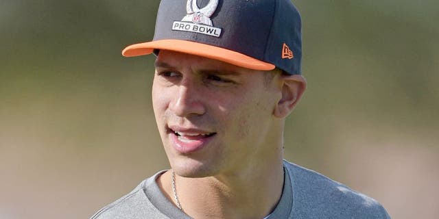 Jan 23, 2015; Scottsdale, AZ, USA; New Orleans Saints tight end Jimmy Graham (80) at Team Irvin practice at Scottsdale Community College in advance of the 2015 Pro Bowl. Mandatory Credit: Kirby Lee-USA TODAY Sports
