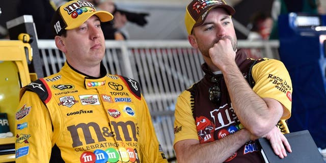 18-20 March, 2016, Fontana, California USA Kyle Busch, M&Mâs 75 Toyota Camry and Adam Stevens © 2016, Nigel Kinrade LAT Photo USA