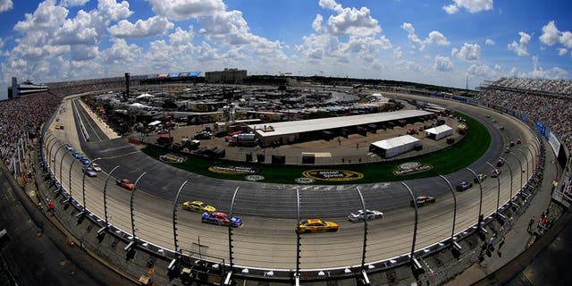 DOVER, DE - MAY 31: A general view of the NASCAR Sprint Cup Series FedEx 400 Benefiting Autism Speaks at Dover International Speedway on May 31, 2015 in Dover, Delaware. (Photo by Chris Trotman/NASCAR via Getty Images)