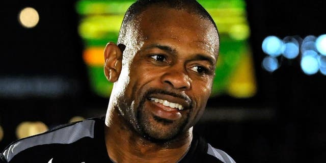 LAS VEGAS - MARCH 30: Boxer Roy Jones Jr. works out at the Mandalay Bay Resort & Casino March 30, 2010 in Las Vegas, Nevada. Jones will face Bernard Hopkins in a light heavyweight bout on April 3 in Las Vegas. (Photo by Ethan Miller/Getty Images)