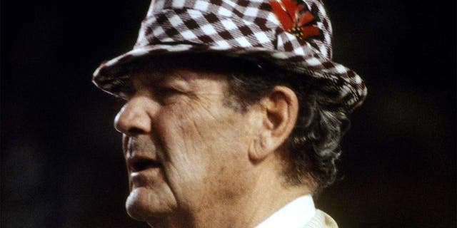 WATCH: Jon Voight playing Bear Bryant in 'Woodlawn' film trailer | Fox News