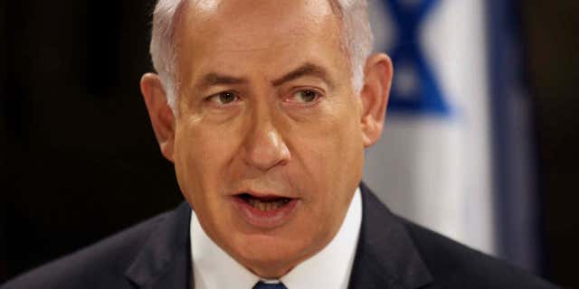 イスラエルのベンジャミン・ネタニヤフ首相は、ニューヨーク・タイムズの編集委員会を非難した。 "恥ずかしそうに" しようとしている "弱体化" イスラエルの選挙。