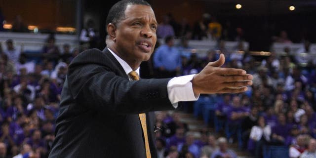 October 29, 2014; Sacramento, CA, USA; Golden State Warriors associate head coach Alvin Gentry reacts during the third quarter against the Sacramento Kings at Sleep Train Arena. The Warriors defeated the Kings 95-77. Mandatory Credit: Kyle Terada-USA TODAY Sports