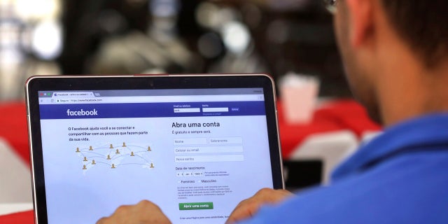 Facebook_AP