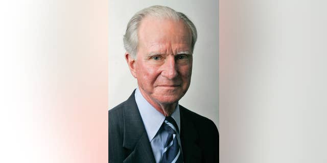 In this July 7, 2005 photo provided by the United Nations, Joseph Verner Reed, Jr., is shown. Reed, a U.N. undersecretary-general, former U.S. ambassador and chief of protocol under President George H.W. Bush, died Thursday, Sept. 29, 2016, at Greenwich Hospital in Connecticut. He was 78. (Evan Schneider/The United Nations via AP)