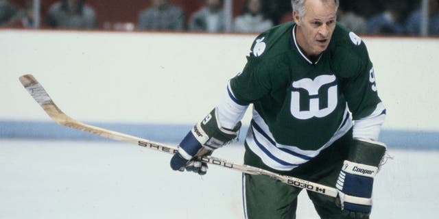 MONTREAL - 1980: Gordie Howe #9 of the Hartford Whalers looks on against the Montreal Canadiens in the 1980's at the Montreal Forum in Montreal, Quebec, Canada. (Photo by Denis Brodeur/NHLI via Getty Images)
