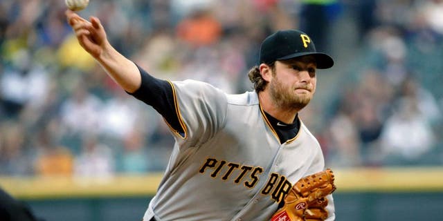 CHICAGO, IL - JUNE 18: Gerrit Cole #45 of the Pittsburgh Pirates pitches against the Chicago White Sox during the first inning at U.S. Cellular Field on June 18, 2015 in Chicago, Illinois. (Photo by Jon Durr/Getty Images)