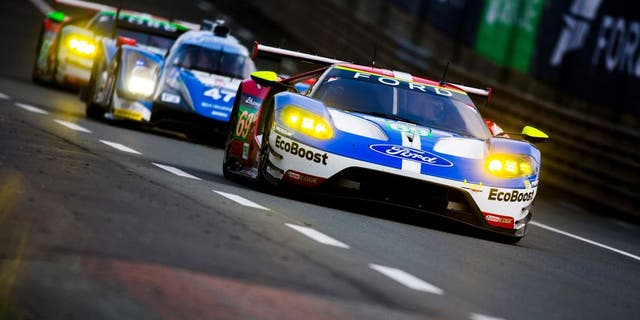 2016 Le Mans 24 Hours. Circuit de la Sarthe, Le Mans, France. Saturday 18 June 2016. Ford Chip Ganassi Team USA / Ford GT - Ryan Briscoe (AUS), Richard Westbrook (GBR), Scott Dixon (NZL). World Copyright: Zak Mauger/LAT Photographic ref: Digital Image _79P6705