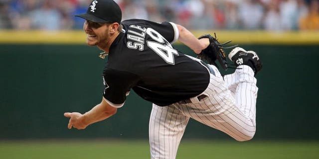 Chicago White Sox starting pitcher Chris Sale (49) delivers to the Toronto Blue Jays during the first inning on Monday, July 6, 2015, at U.S. Cellular Field in Chicago. (Brian Cassella/Chicago Tribune/TNS via Getty Images)