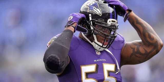 BALTIMORE, MD - NOVEMBER 30: Outside linebacker Terrell Suggs #55 of the Baltimore Ravens warms up before playing the San Diego Chargers at M&T Bank Stadium on November 30, 2014 in Baltimore, Maryland. (Photo by Patrick Smith/Getty Images)