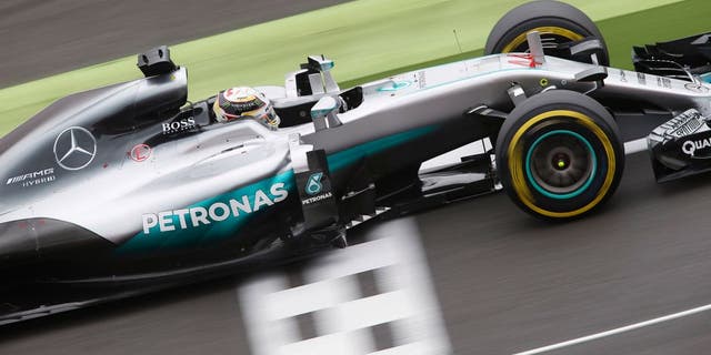 Silverstone, Northamptonshire, UK Saturday 09 July 2016. Lewis Hamilton, Mercedes F1 W07 Hybrid. World Copyright: Andrew Ferraro/LAT Photographic ref: Digital Image _FER1187