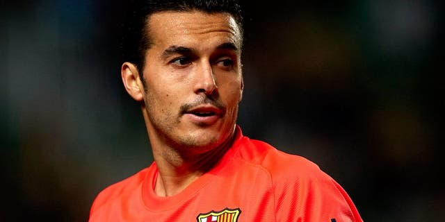 ELCHE, SPAIN - JANUARY 15: Pedro of Barcelona looks on during the Copa del Rey Round of 16 Second Leg match between Elche FC and FC Barcelona at Estadio Manuel Martinez Valero on January 15, 2015 in Elche, Spain. (Photo by Manuel Queimadelos Alonso/Getty Images)