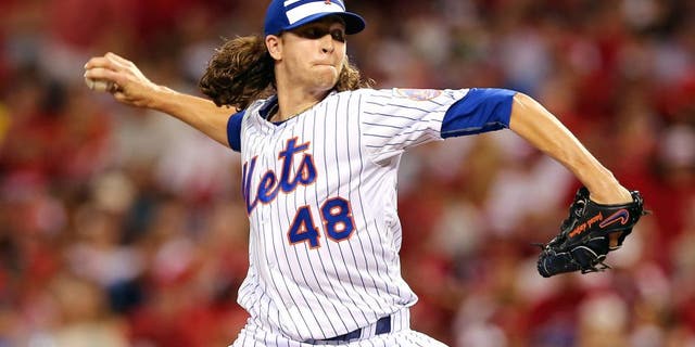 CINCINNATI, OH - JULY 14: National League All-Star Jacob deGrom #48 of the New York Mets throws a pitch in the sixth inning against the American League during the 86th MLB All-Star Game at the Great American Ball Park on July 14, 2015 in Cincinnati, Ohio. (Photo by Elsa/Getty Images)