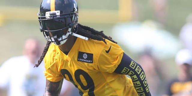 Jul 27, 2015; Latrobe, PA, USA; Pittsburgh Steelers cornerback B.W. Webb (39) participates in drills during training camp at Saint Vincent College. Mandatory Credit: Charles LeClaire-USA TODAY Sports